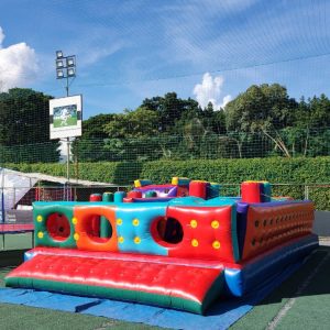 Aluguel de Brinquedos Infláveis em Brasília e entorno do DF. corrida de obstáculos