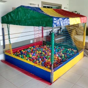 Aluguel de Brinquedos Infláveis em Brasília e entorno do DF.. piscina de bolinhas